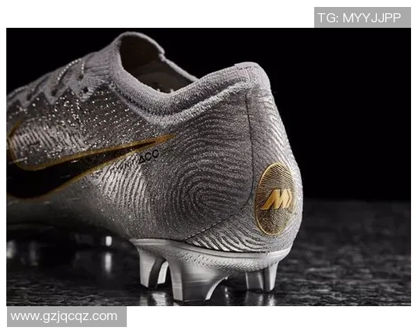 刻有球星名字的限量版足球鞋探索与收藏价值分析 刻有球星名字的限量版足球鞋探索与收藏价值分析