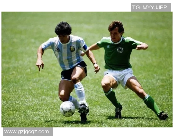 曾是足球场上的明星如今却投身电子厂打工的球员艰辛求生路