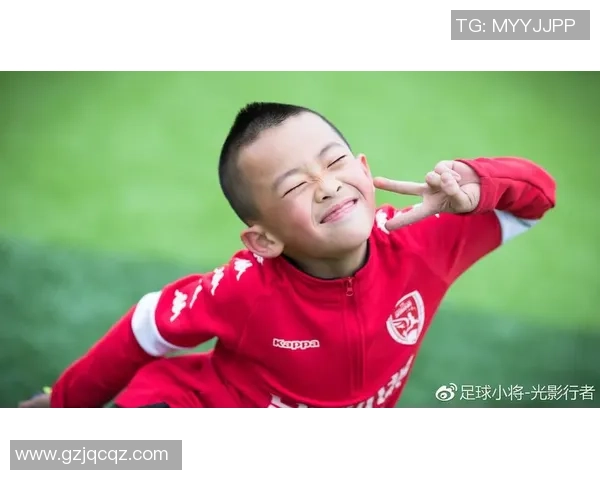 球星与中国足球小将对比:天赋差距、发展潜力与未来之路 球星与中国足球小将对比:天赋差距、发展潜力与未来之路