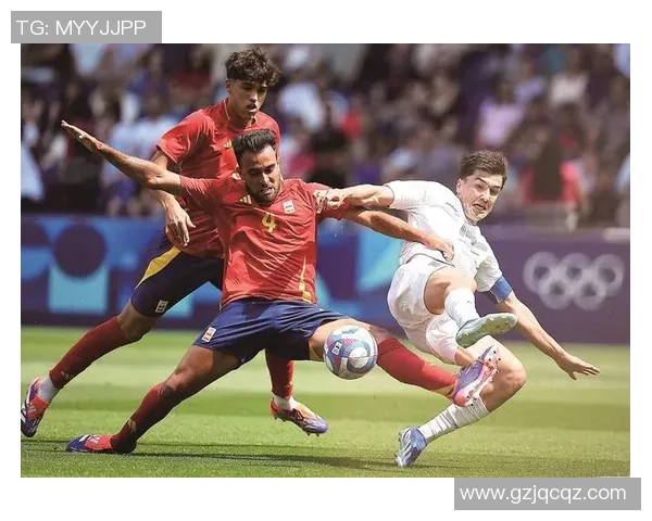 球迷冲进足球场抱球星的精彩瞬间盘点和背后故事揭秘