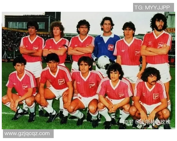 足球传奇球星现状大揭秘 从退役后生活到各自事业的新篇章 足球传奇球星现状大揭秘 从退役后生活到各自事业的新篇章