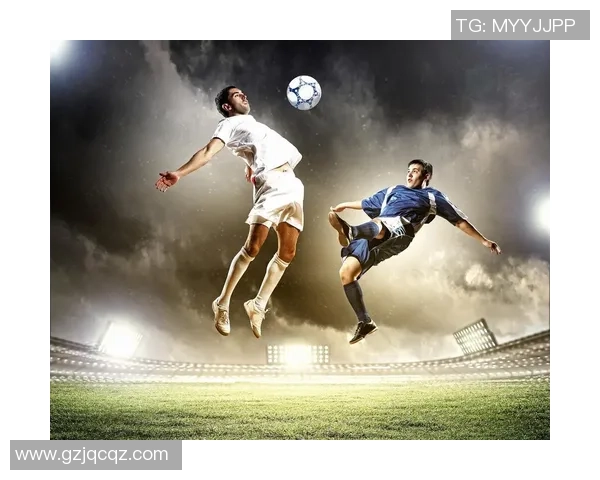 足球巨星化身门将演绎惊险扑救瞬间展现绿茵场别样风采